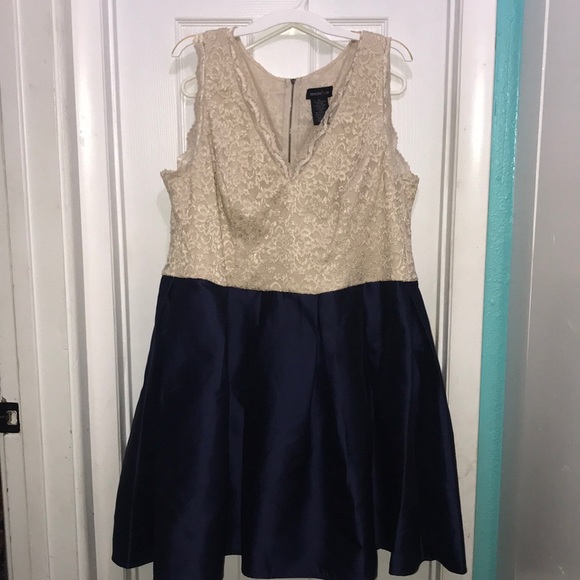 Teeze Me Dresses & Skirts - Elegant cocktail dress.Perfect for summer weddings